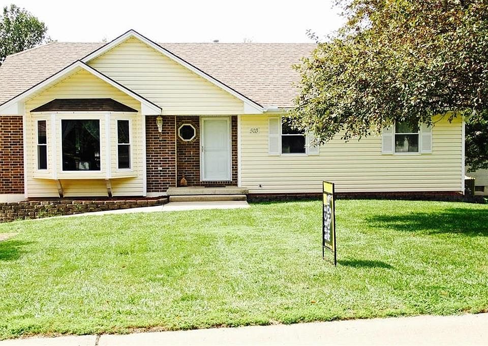 This home is MOVE IN READY! New Storm door and windows right off the bat! #FirstImpressions