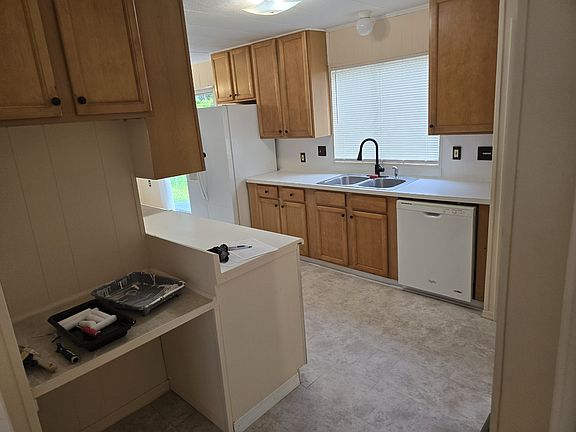3rd image of 4091 Palm Ln