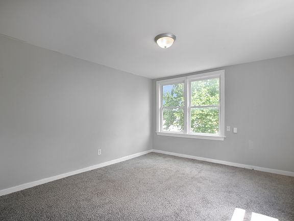 3rd image of 2905 Wickham Ave APT B