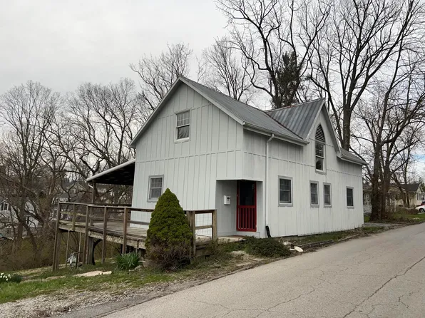 205 Harbeson St, Flemingsburg, KY 41041
