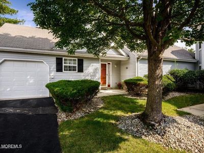 51 Pagoda Lane, Freehold, NJ, 07728