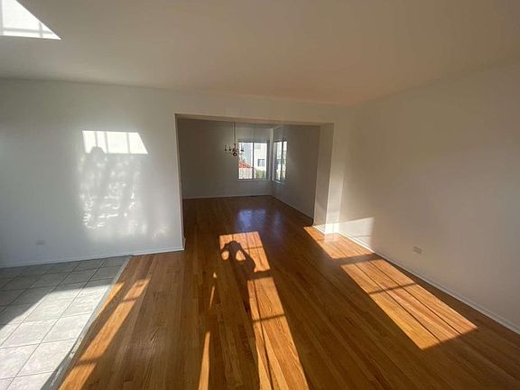 5th image of 39387 N Queensbury Ln