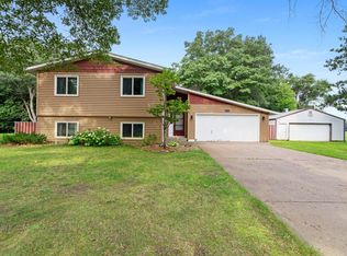 8155 Diane St, Lino Lakes, MN 55014