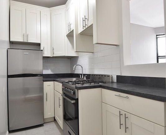 3rd image of 1833 7th Ave APT 5D