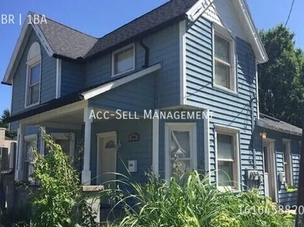 104 Diamond Ave SE #1, Grand Rapids, MI 49506