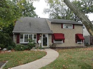 215 Nebel Way, Iselin, NJ 08830