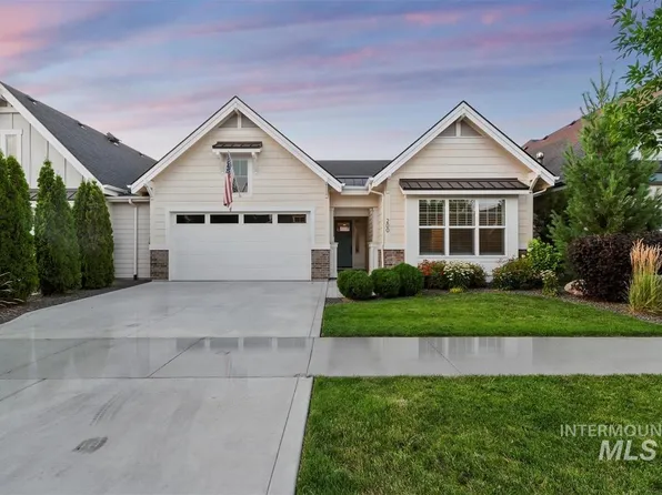 200 W Pavilion Ln, Meridian, ID 83646