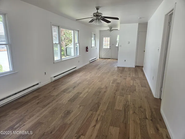330 Elizabeth Ave — Photo 4