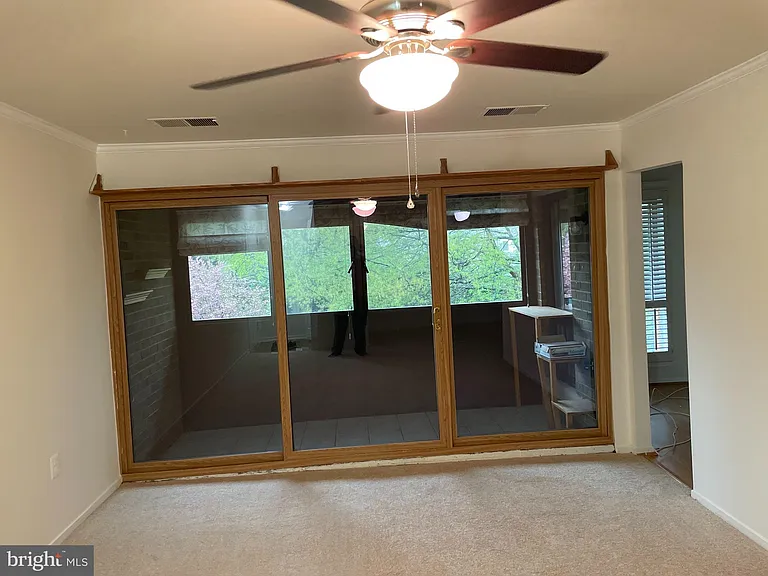 565 Florida Ave #203 — Photo 21