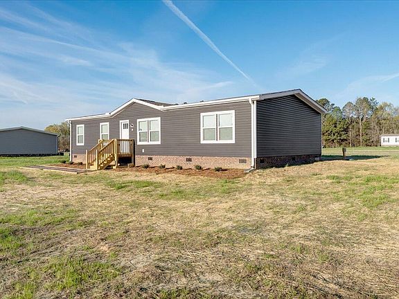 4th image of 71 Falls Ln