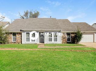 3054 Ridgeway Rd, Memphis, TN 38115
