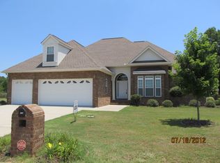 112 Constance Ct, Perry, GA 31069