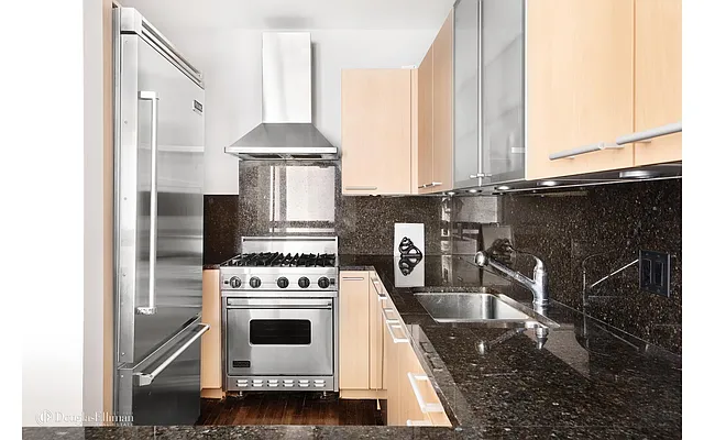 Rented by Douglas Elliman | media 3