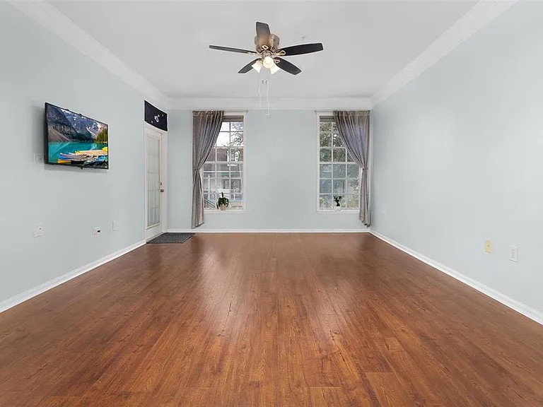 233 Goldenrain Dr #202 — Photo 15