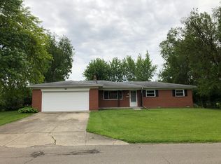 105 W 42nd St, Anderson, IN 46013