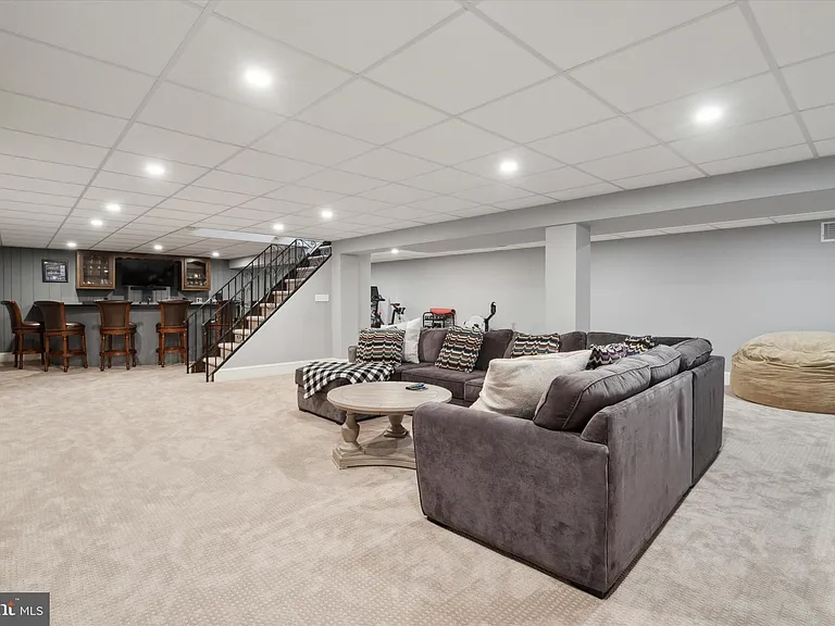 1530 Briar Hill Rd — Photo 24