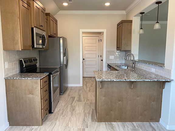 5th image of 727 Quartzite Ave