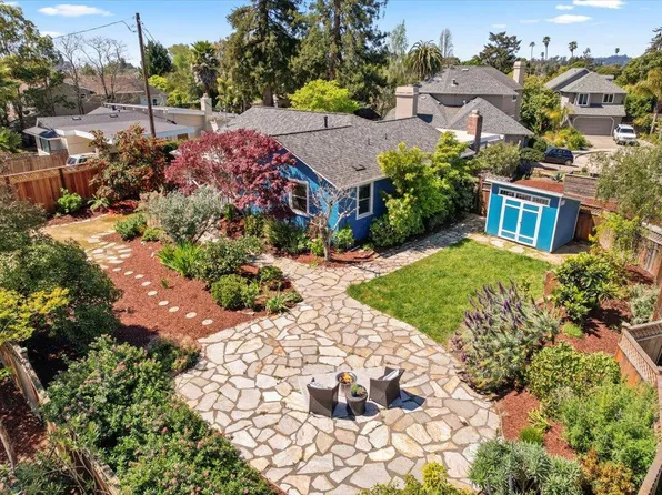 1696-98 Cozy Ct, Santa Cruz, CA 95062