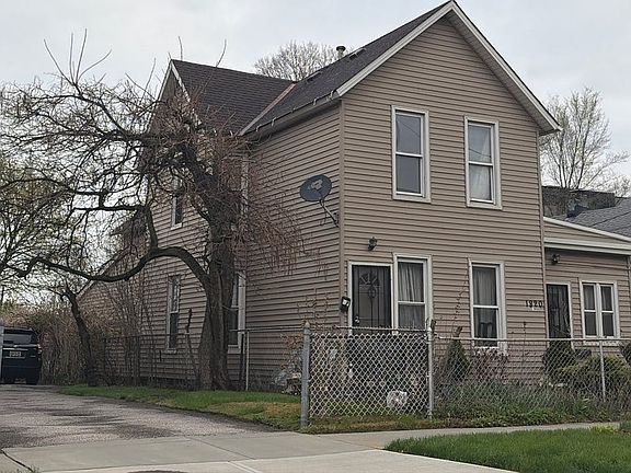 3rd image of 1820 Brevier Ave