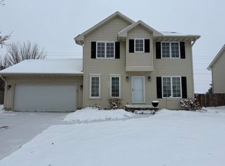 530 SE Meadowlark Ln, Waukee, IA 50263