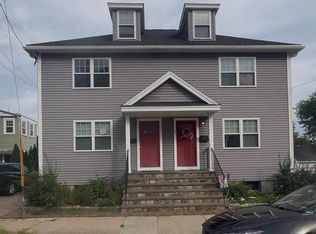 32 Chestnut St #1, Peabody, MA 01960
