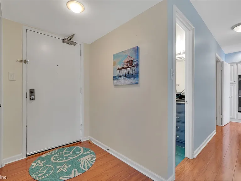 100 E Ocean View Ave #1112 — Photo 3