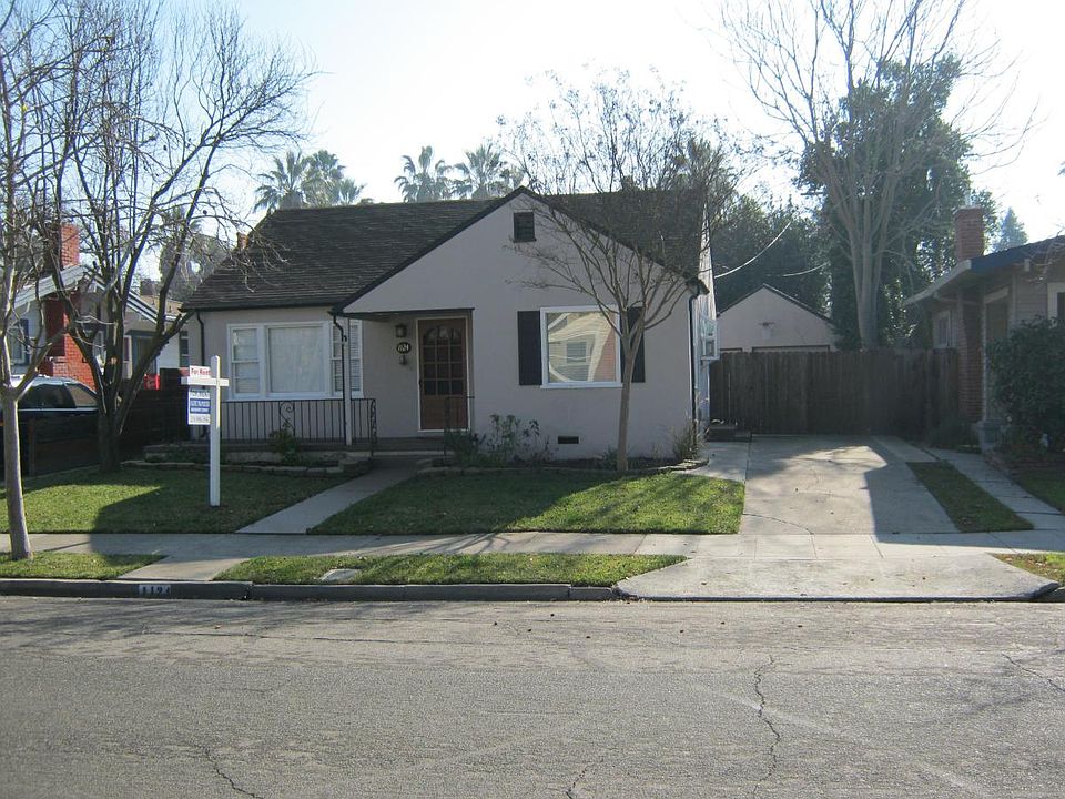 2nd image of 1124 W Willow St