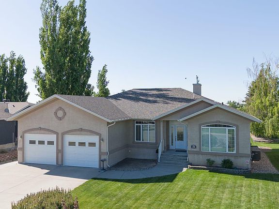 3rd image of 39 Westlynn Dr