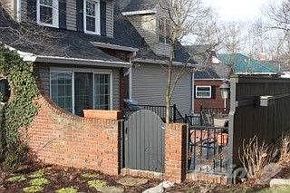 Cumberland gate to deck