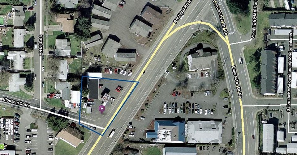 2nd image of 4803 Portland Rd NE