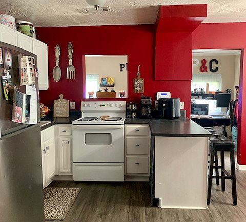4th image of 66 E Eli Dr