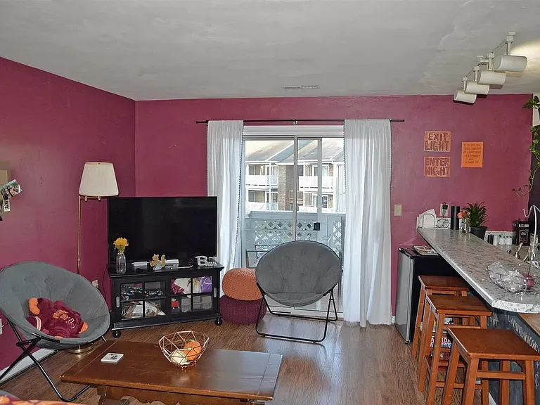 812 Cascade Ct — Photo 5