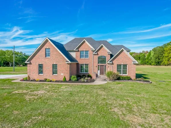 8225 Georgetown St, Louisville, OH 44641