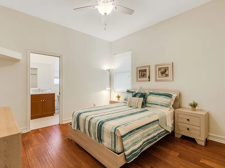 4801 Edgemont Ct — Photo 25