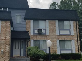 8162 Mount Ct APT C, Crown Point, IN 46307