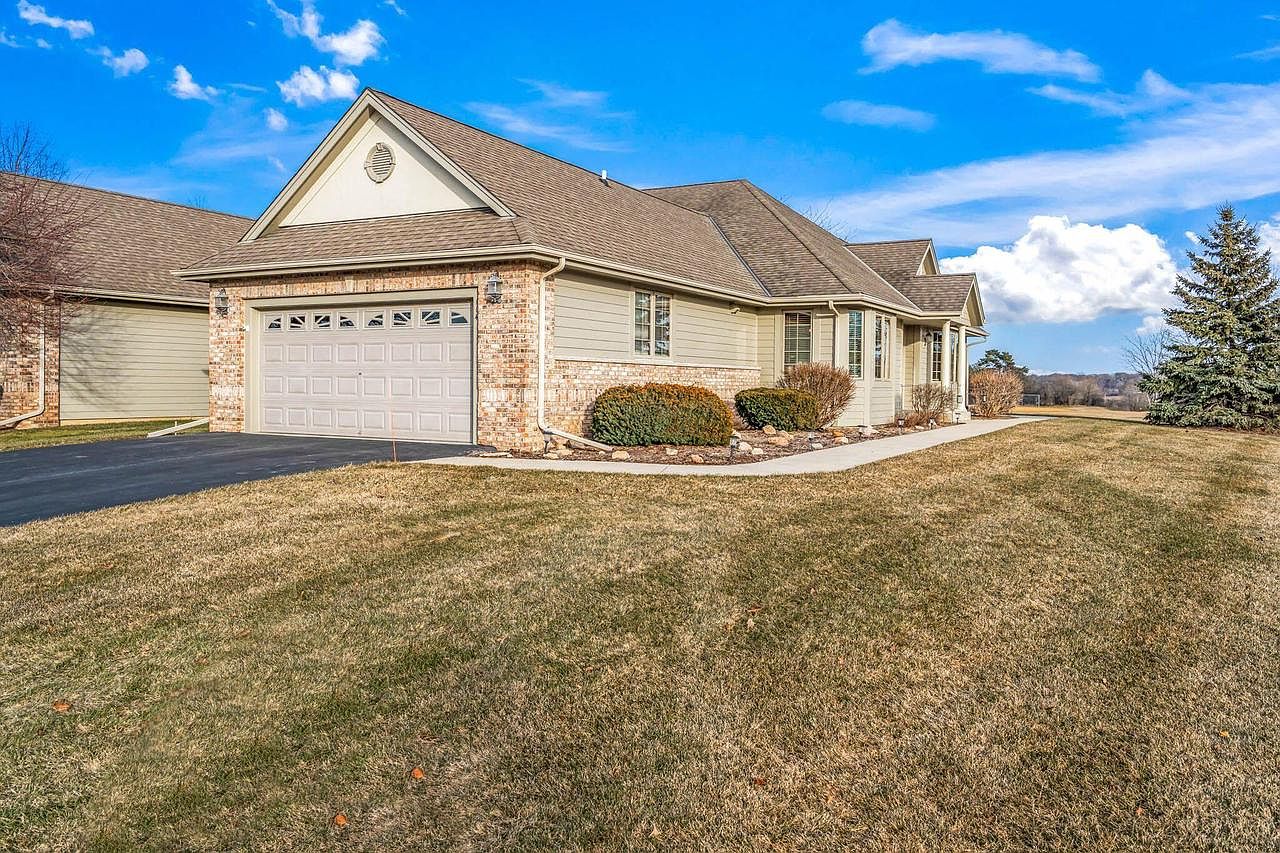 114 Eagles Cove CIRCLE, North Prairie, WI 53153 Zillow