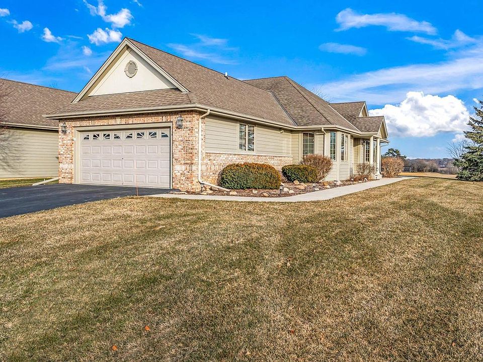1st image of 114 Eagles Cove CIRCLE