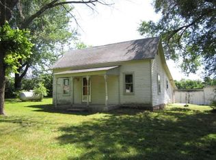 106 N Gymnasium St, Everton, MO 65646