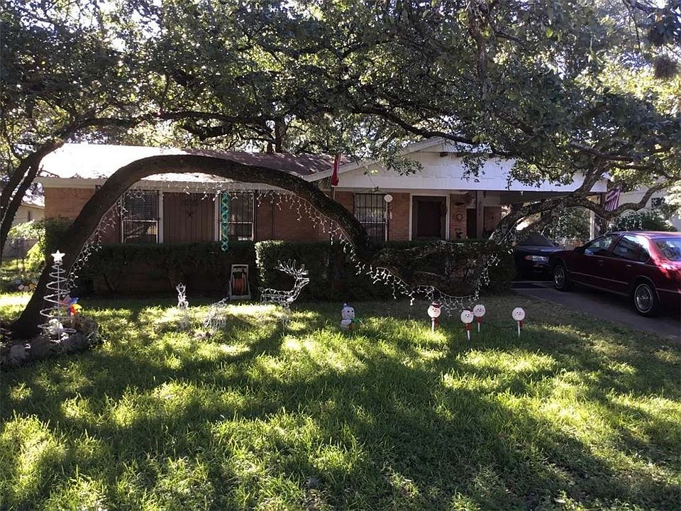 1st image of 201 White Oak Dr