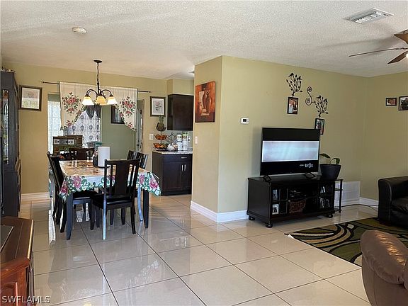 3rd image of 343 Crestwood Ave #E