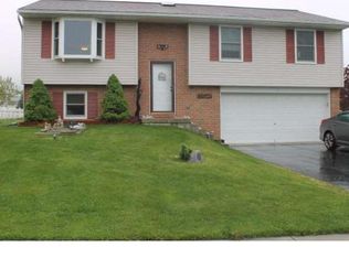 4 Edgemont Ln #L-0203, Newmanstown, PA 17073