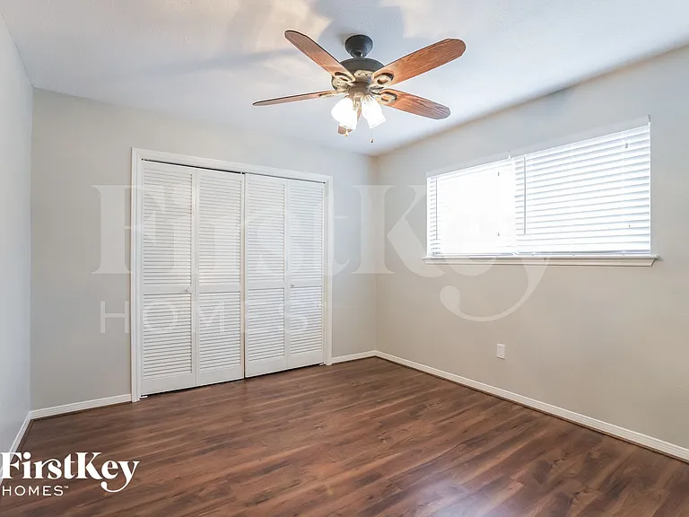 7019 Rosebrook Cir — Photo 10