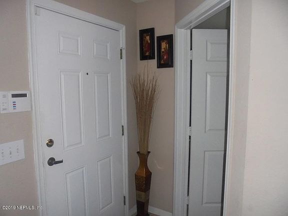 5th image of 13703 Richmond Park Dr N APT 3010
