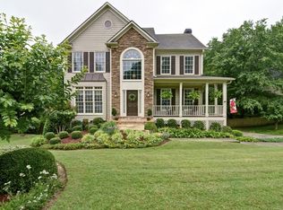 1004 Deer Hollow Dr, Woodstock, GA
