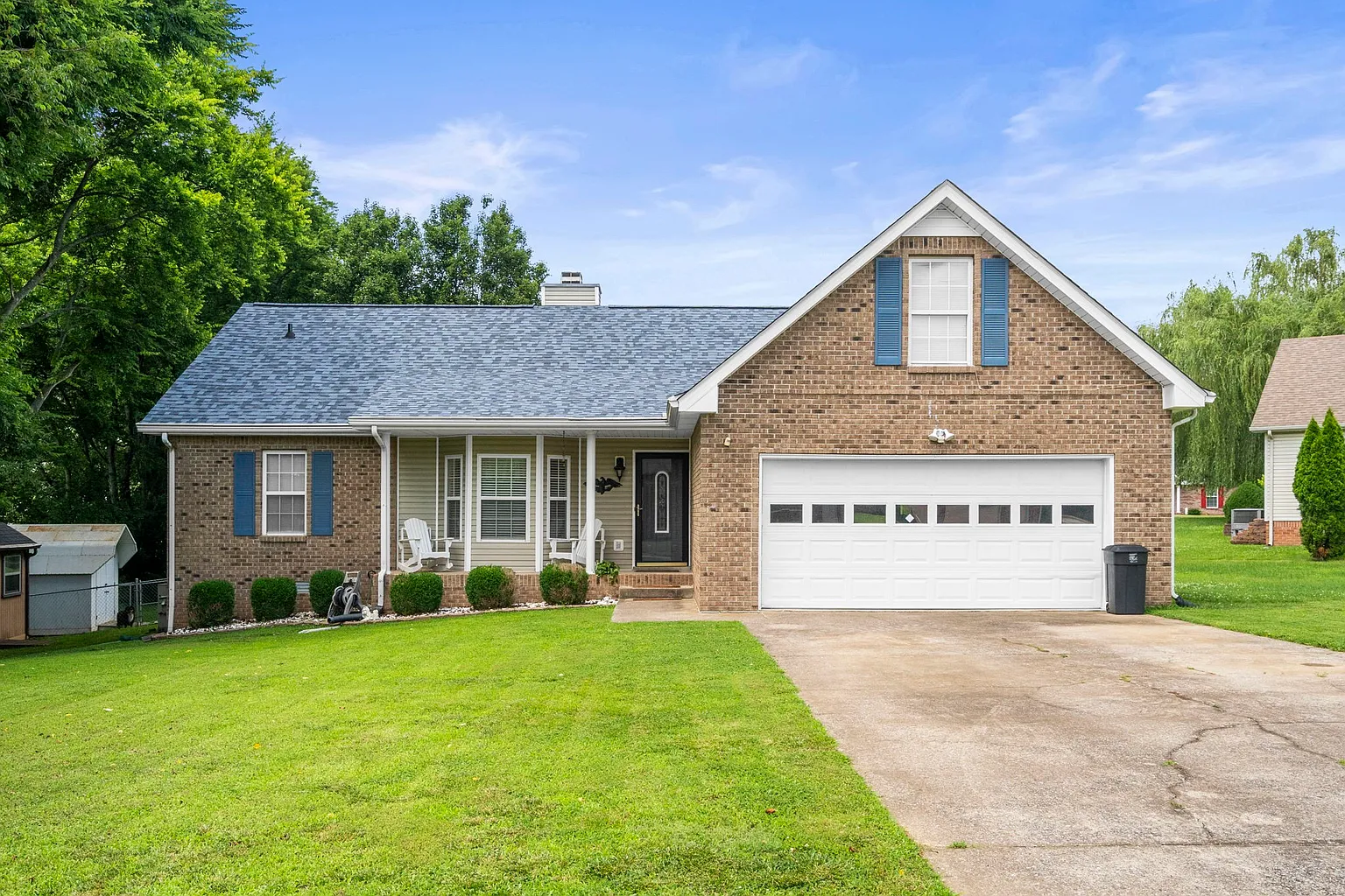 323 Harold Dr photo 1
