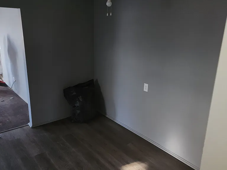 504 Olden Ave #4 — Photo 3
