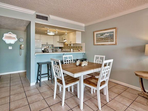 4th image of 510 Gulf Shore Dr Unit 209