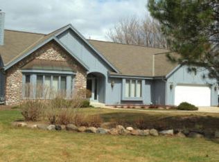 12012 W Howard Ave, Greenfield, WI 53228