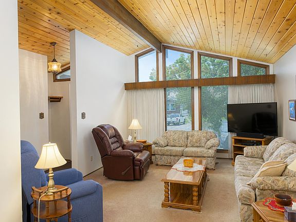 3rd image of 4906 43a St