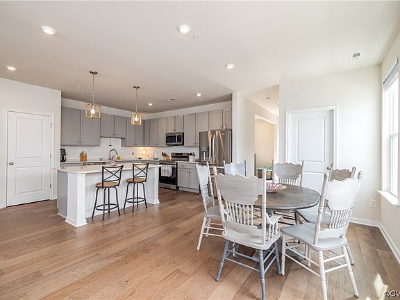 5th image of 7214 Hancock Chase Ct